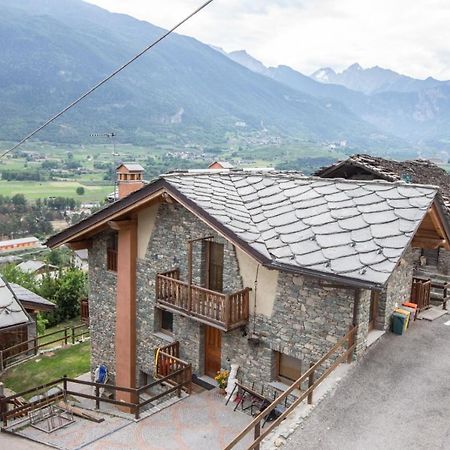 Апартаменты Casa Alpina - Sarre Аоста Экстерьер фото