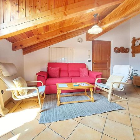 Апартаменты Casa Alpina - Sarre Аоста Номер фото