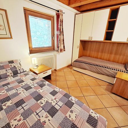 Апартаменты Casa Alpina - Sarre Аоста Номер фото