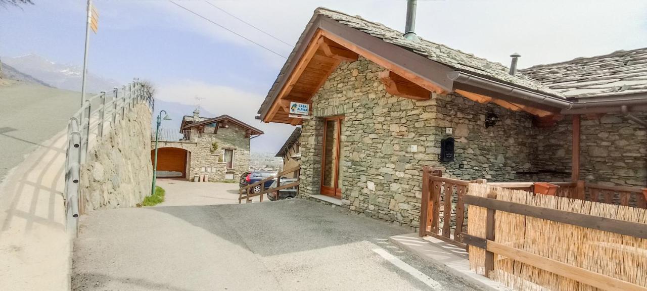 Апартаменты Casa Alpina - Sarre Аоста Экстерьер фото