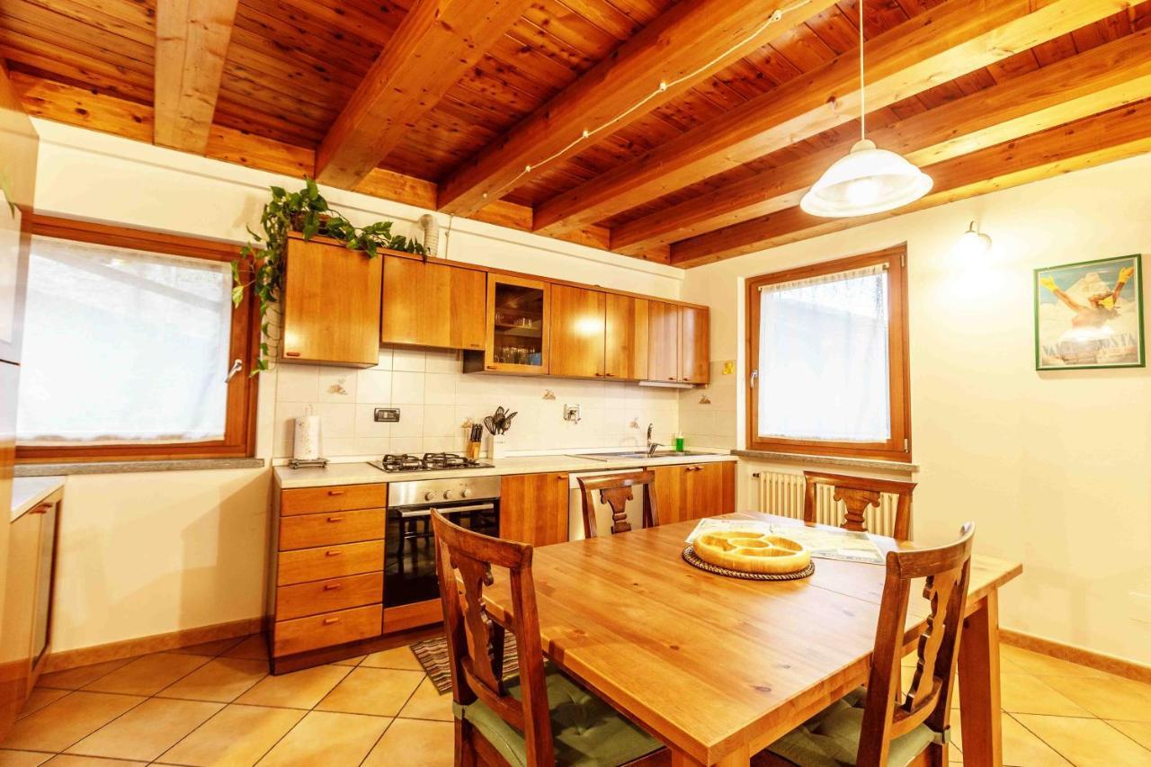 Апартаменты Casa Alpina - Sarre Аоста Экстерьер фото