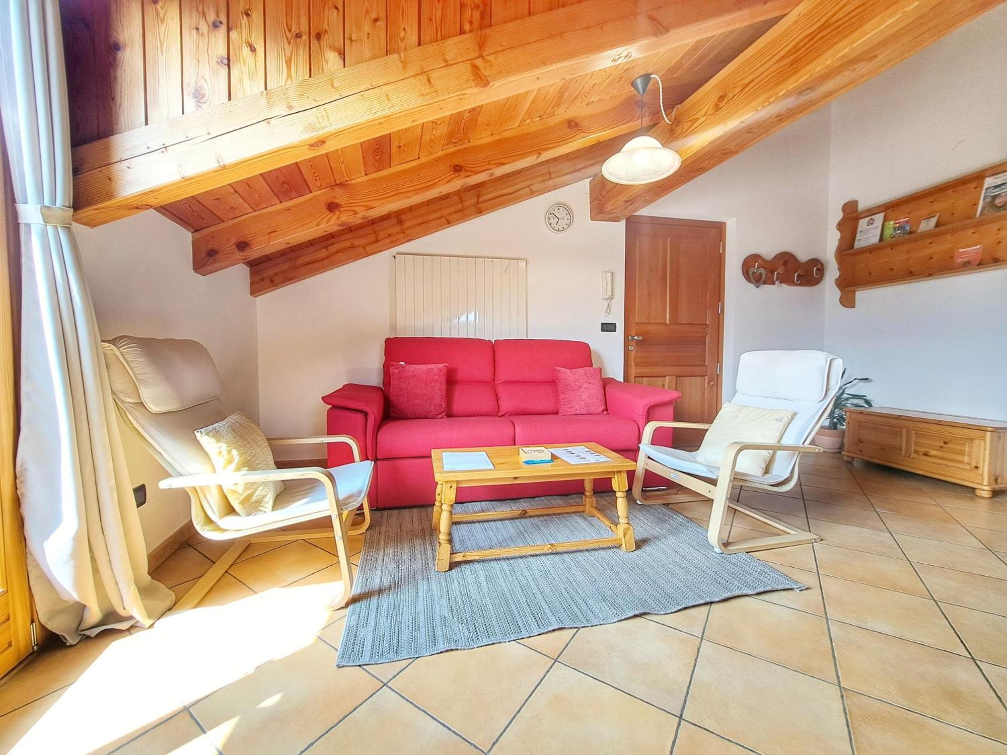 Апартаменты Casa Alpina - Sarre Аоста Номер фото